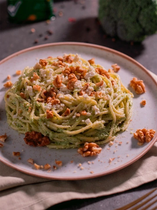 Imagen de Vermicelli con pesto de brócoli y ricotta