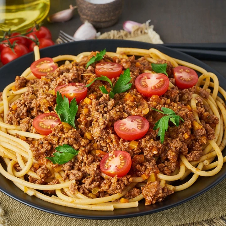 Imagen de Bucatini con carne molida