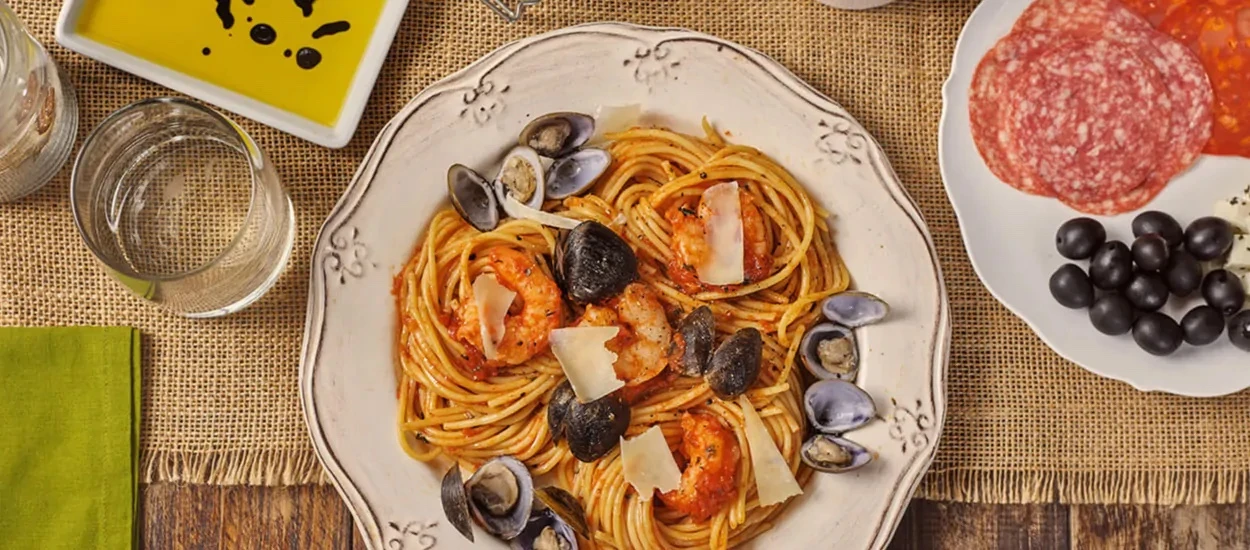 Miniatura de pasta-marinara